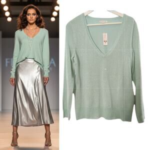 NY& CO Sweater Women's Sz L Green Silver Metallic Thread Long Sleeve Knit Dressy